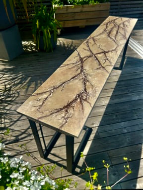 One of One Bordsskiva